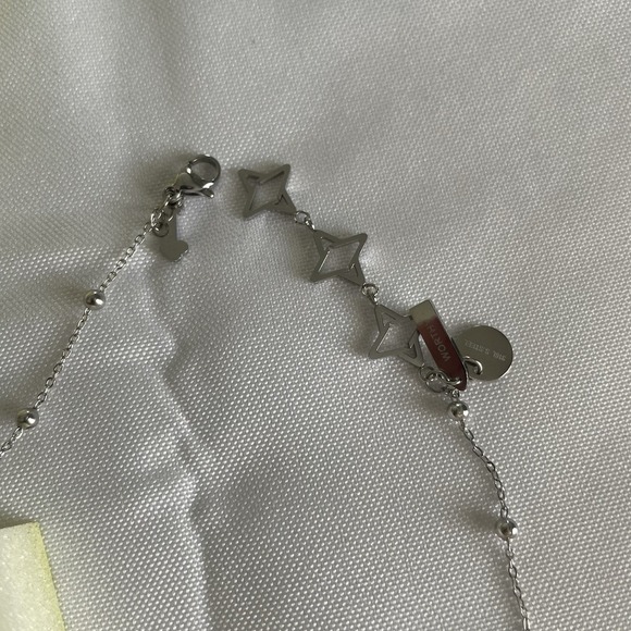 Valencia Key x Kerstin Lindquist Sand Dollar Starfish Charm Necklace Silver New - Picture 3 of 8